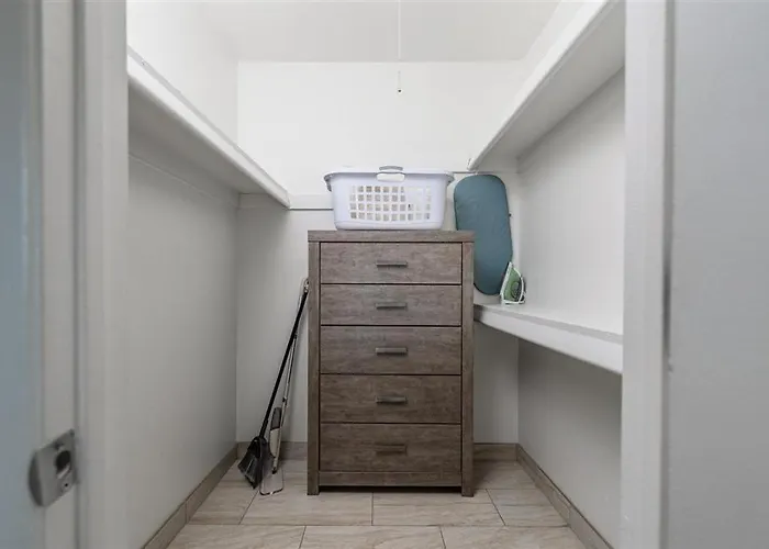 Apartament 126 Fully Furnished 1br Suite-prime Location