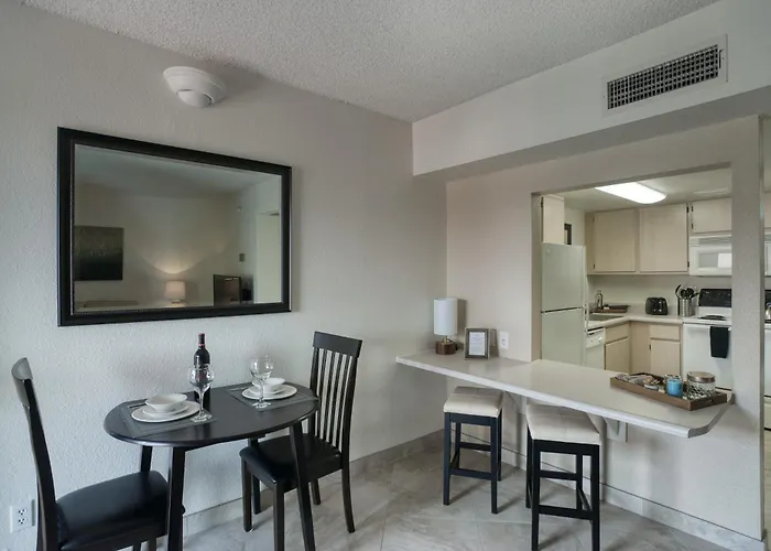 126 Fully Furnished 1br Suite-prime Location Apartament *